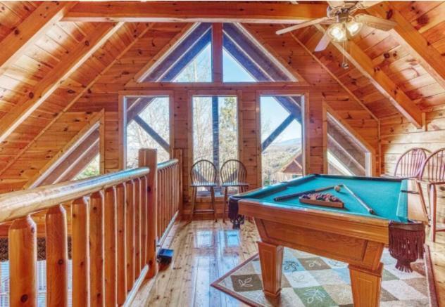 Solid Ground Lodge With Yard! Pigeon Forge Exterior foto