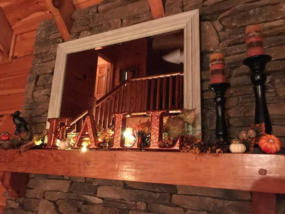 Solid Ground Lodge With Yard! Pigeon Forge Exterior foto
